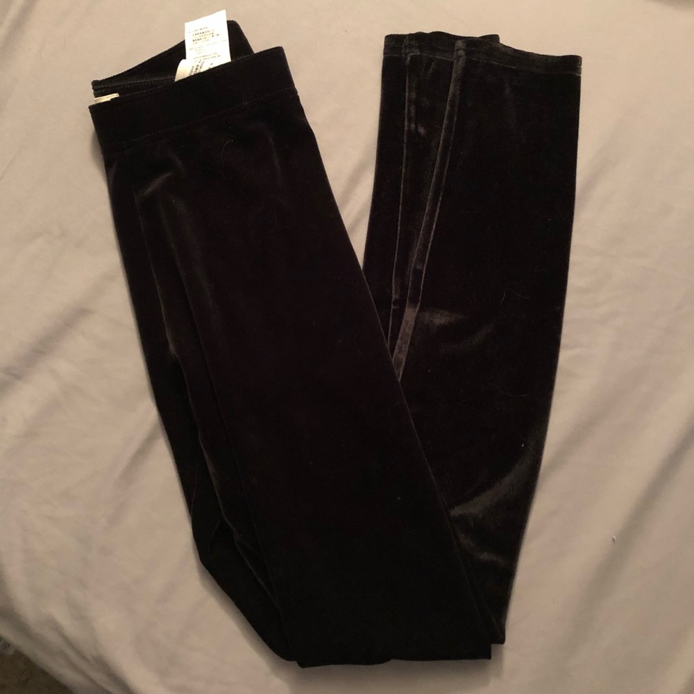 New Abercrombie Kids velvet leggings